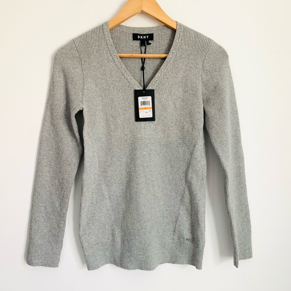 DKNY Metallic Silver Ribbed Stretch Sweater - Picture 2 of 6